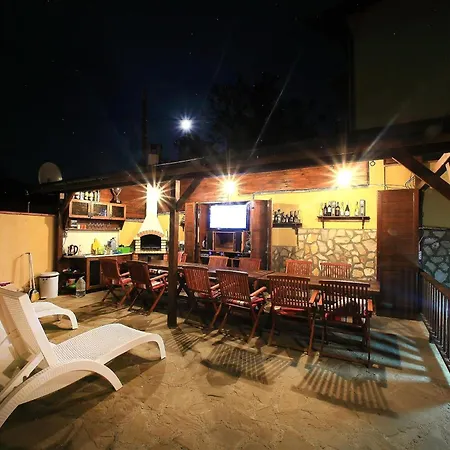 Highfashion 2-bedroom Duplex Neonicalux In Panoramicroofcomplex Balchik